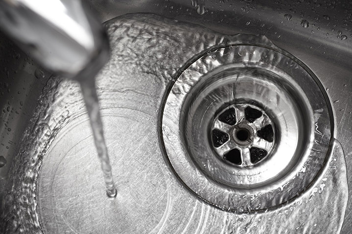 Our local North London plumbers can install and repair radiators for properties in North London and the local area. 